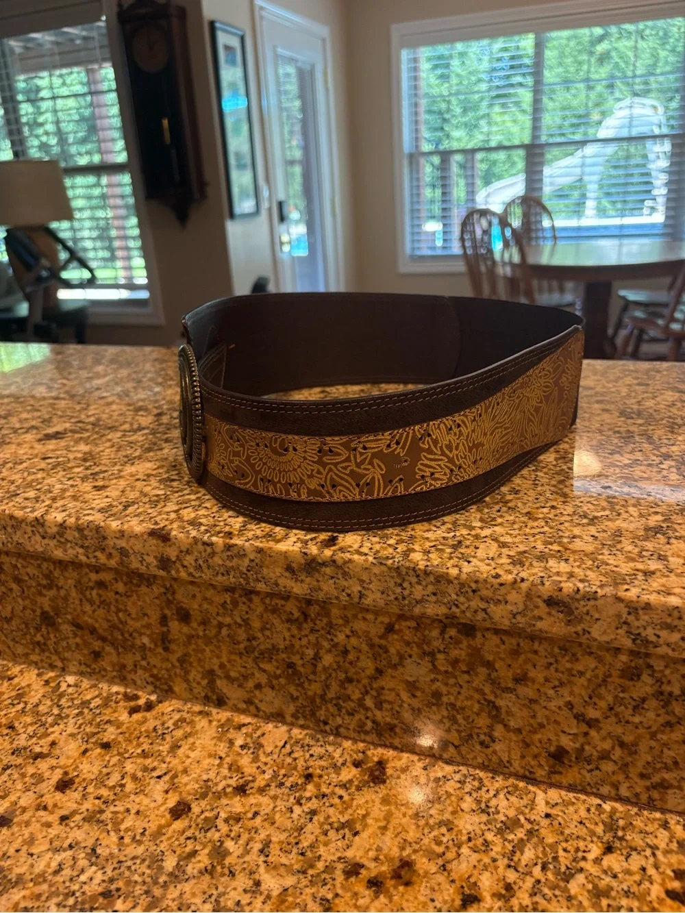 Chico’s Brown Wide Leather Hook Belt M Stretchy